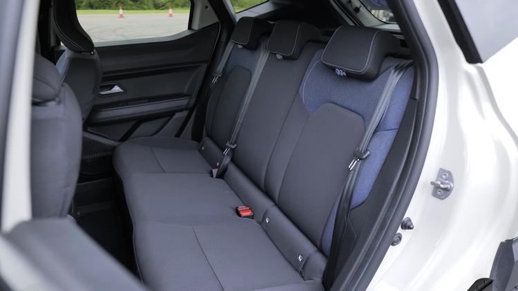 DACIA DUSTER ESTATE 1.6 Hybrid 140 Extreme 5dr Auto